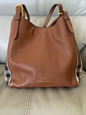 Burberry Canterbury Leather House Check Tote Bag with COA